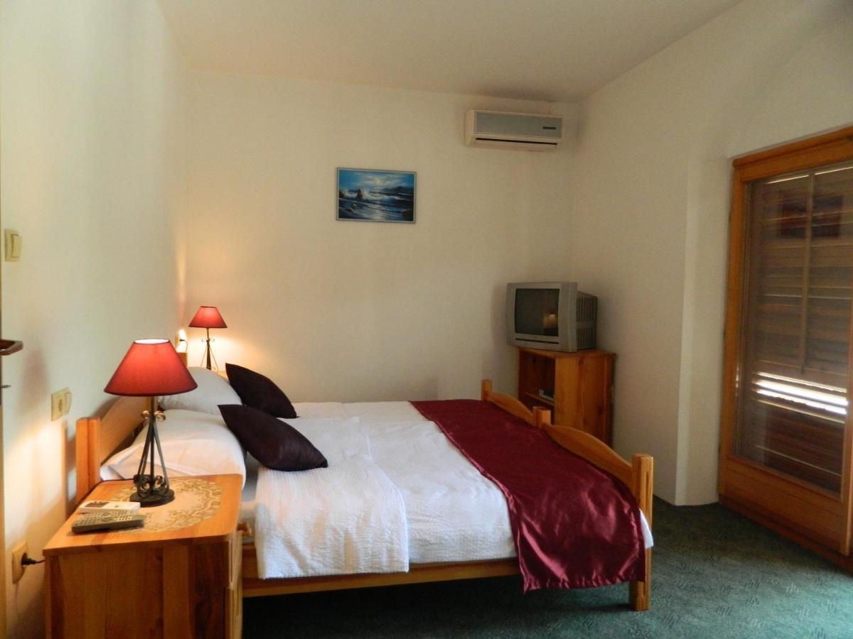 Motel Jelcic Capljina Phòng bức ảnh