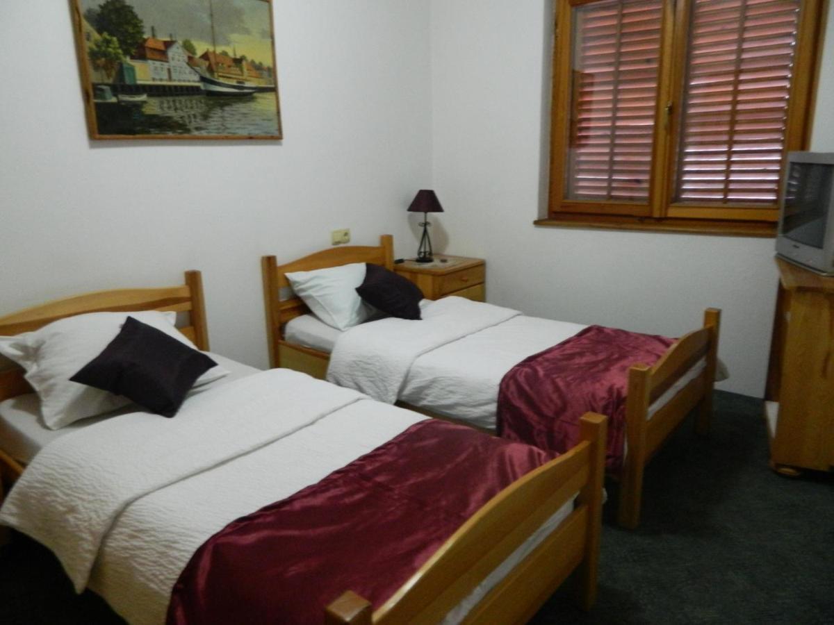 Motel Jelcic Capljina Phòng bức ảnh
